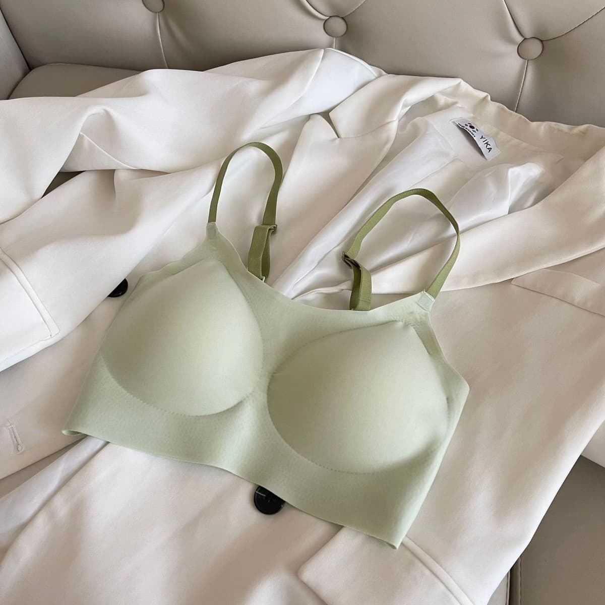 Milk green
