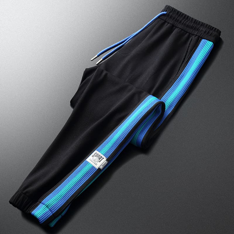 Color stripe black