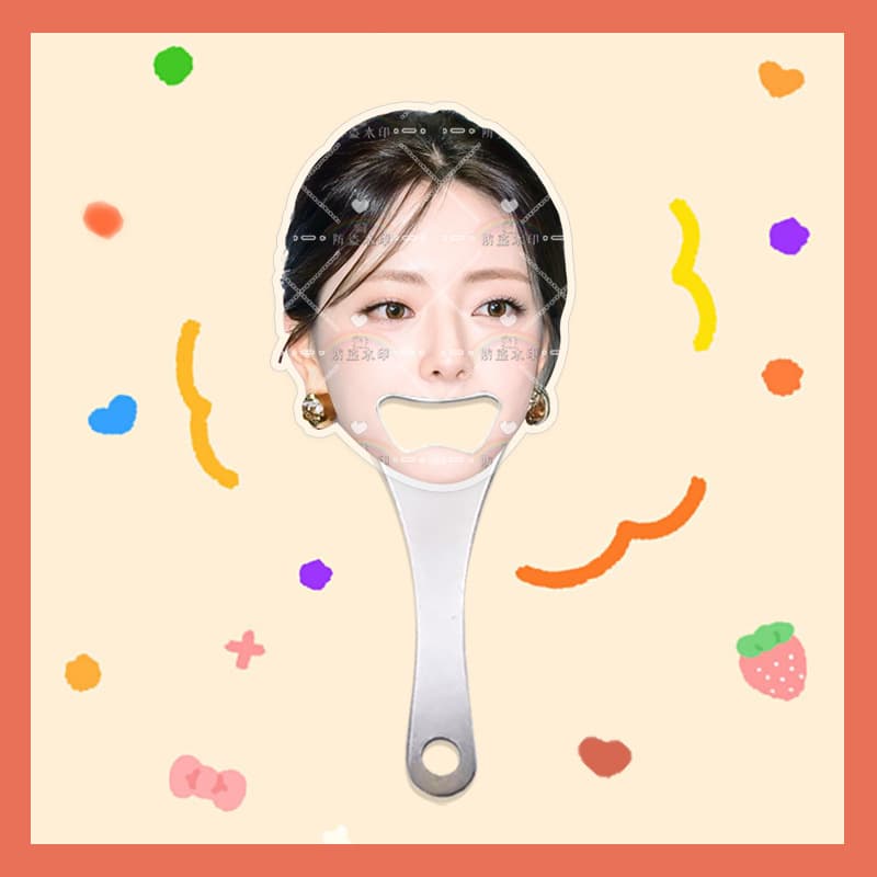Itzy shin yuna bottle opener 03