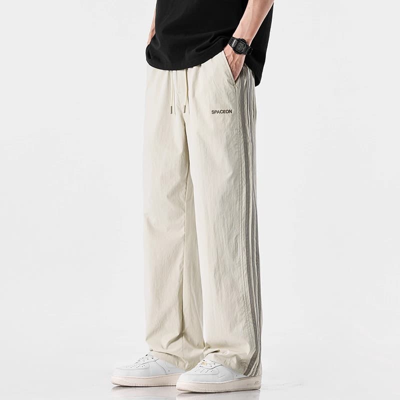 Khaki color
