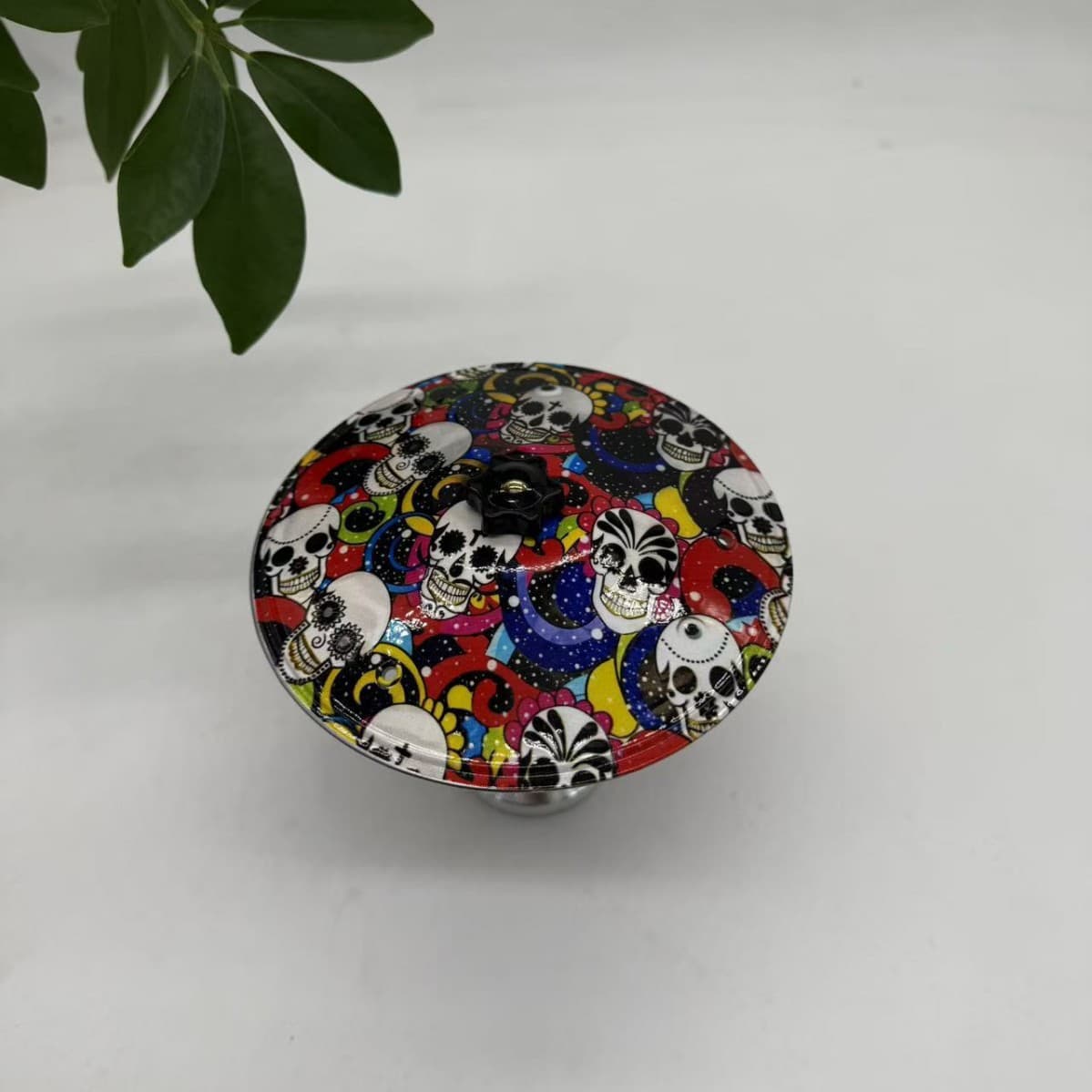 Desktop tapping to decompress the little skull