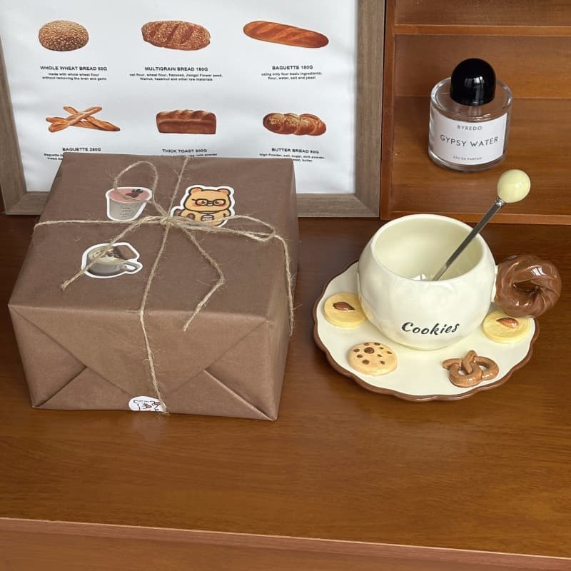 Cookie coffee cup and saucer-chocolate+ball spoon+exquisite gift package