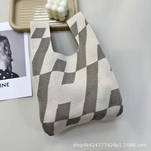 Letter H m Grey