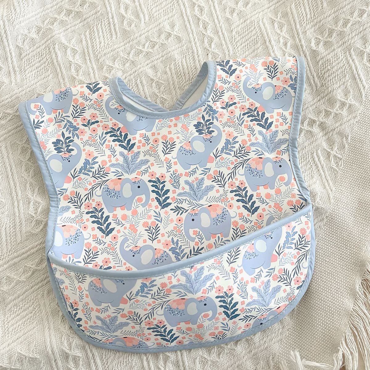 Pu three-dimensional bib pink elephant