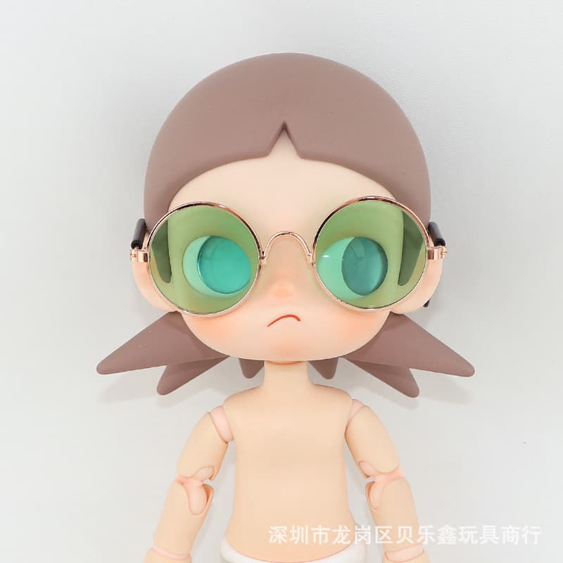 C82 gold frame transparent green