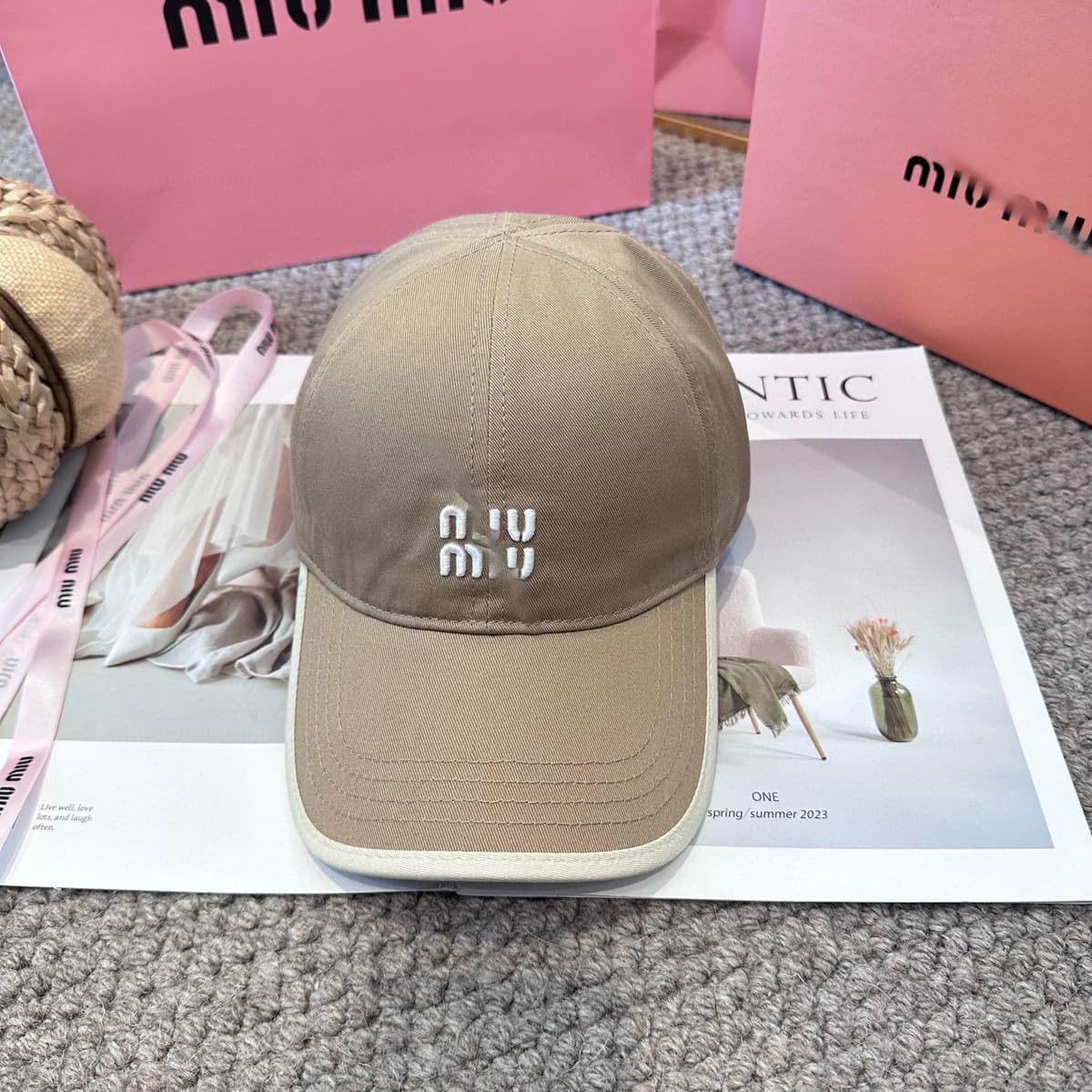 Khaki color