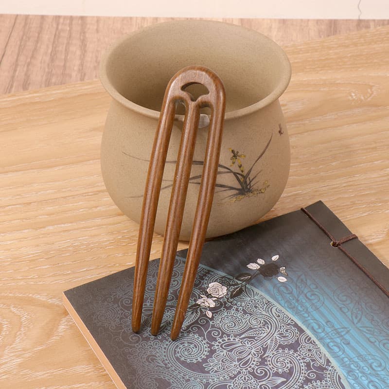 Green sandalwood hairpin---11 styles (length 13cm)