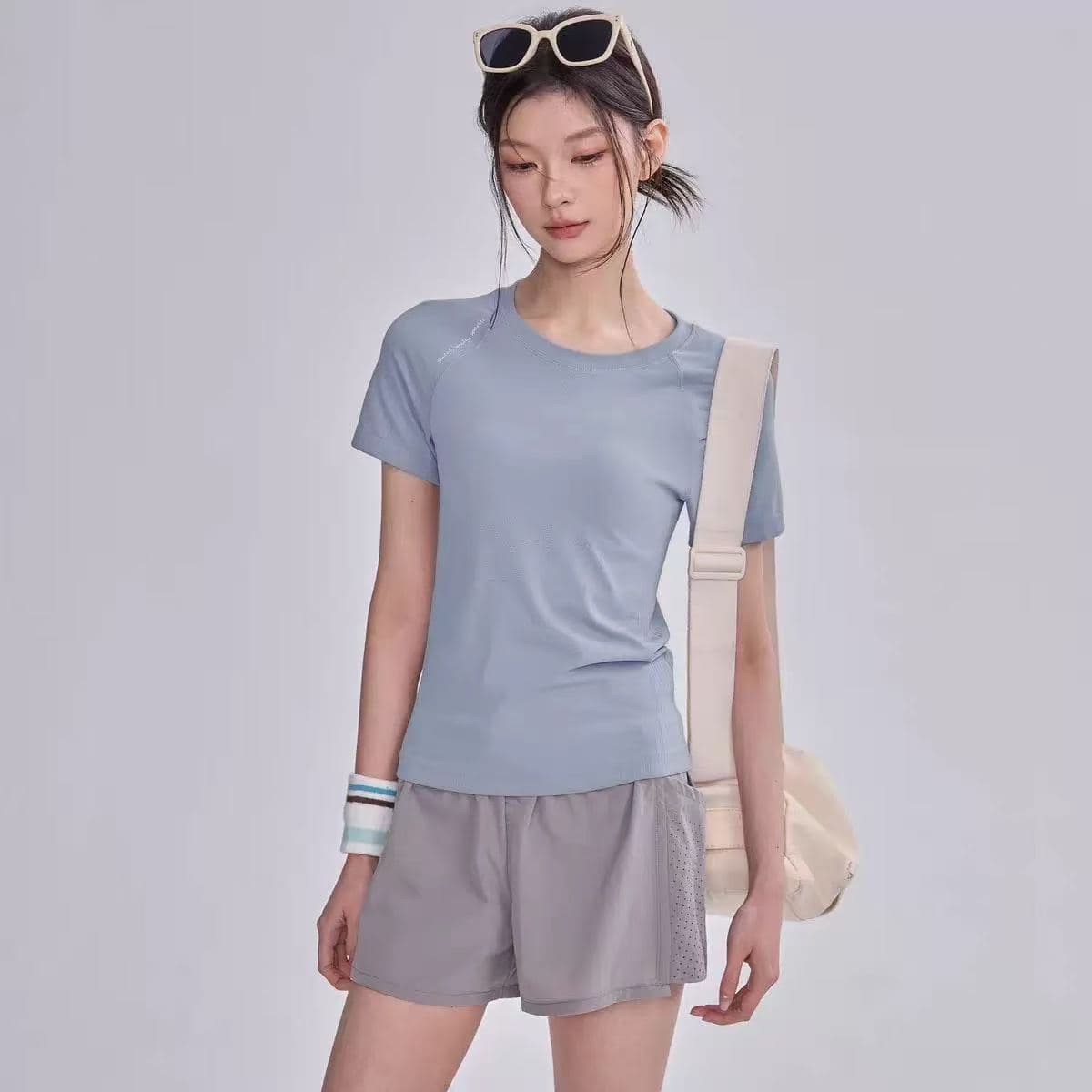 Gray blue