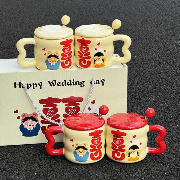 Cute Couple Pair of Ceramic Mugs with Lids for Besties and Girls, Gift Boxes for Newlyweds