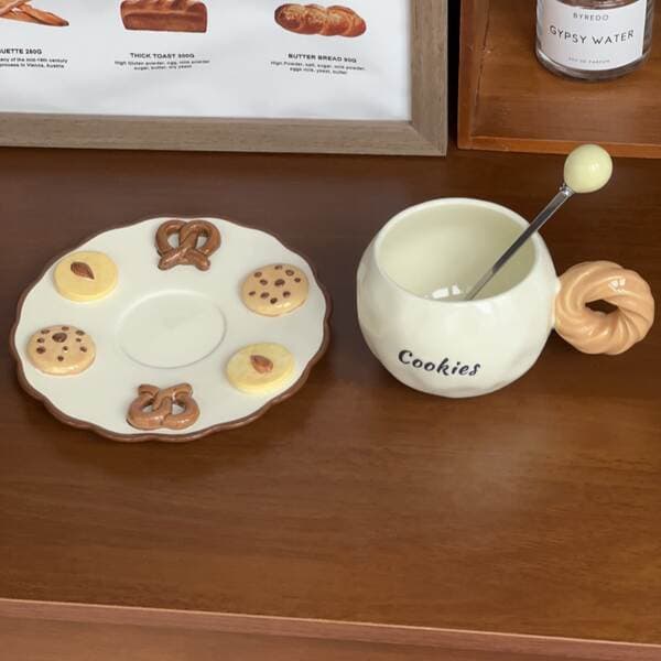 Niche Creative Alkaline Water Knot Design Coffee Cup and Saucer Set Birthday Gift Ceramic Mug Souvenir Gift Box