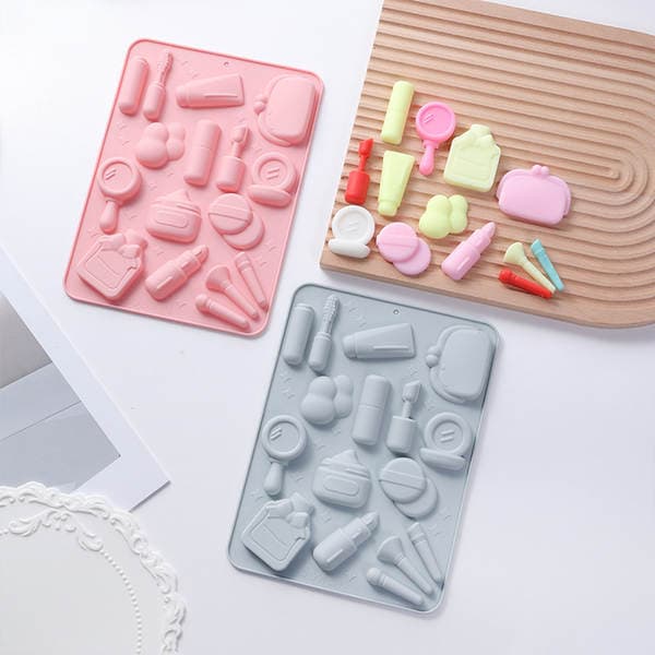 Cross-Border 16-Piece Cosmetics Lipstick Eye Shadow Shape Silicone Mold DIY Biscuit Mold Chocolate Baking Mold