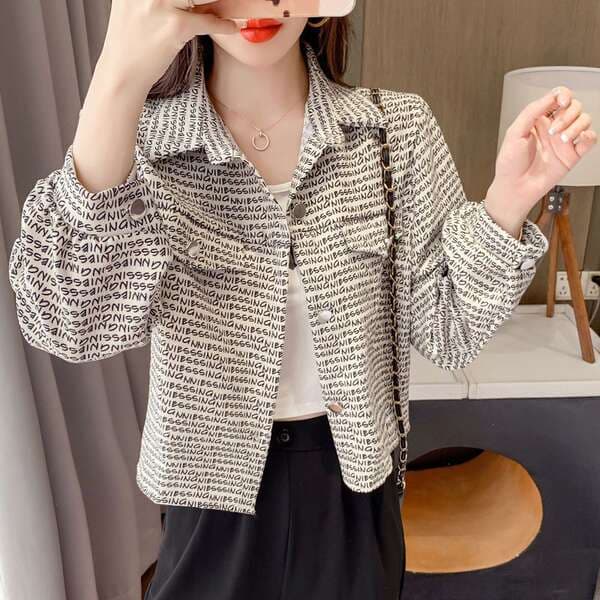 2026 New Spring Long-Sleeve Shirt with Letter Print, Casual Versatile Loose Top for Women in Spring and Autumn