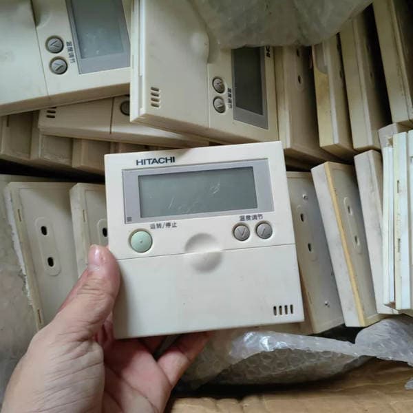 İşlənmiş Orijinal Hitachi Mərkəzi Kondisioner İdarəetmə Paneli Pc-P1H2Q (Kablolu Nəzarətçi)